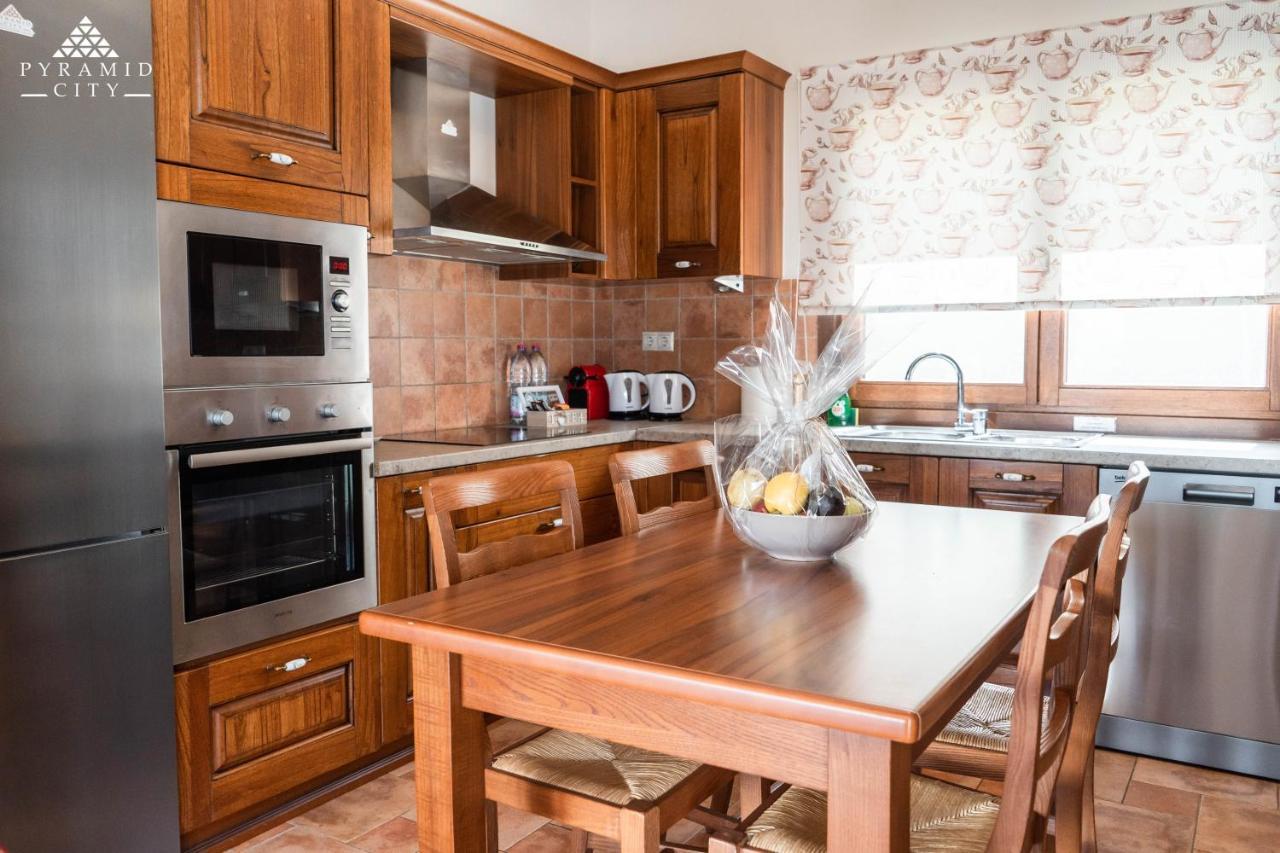 Luxury Villa Hera - Beachfront Roda  Bagian luar foto